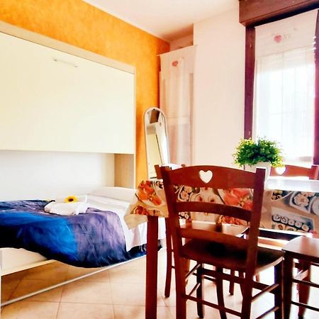 Guest Holiday Filangieri 1 Reggio Emilia Dış mekan fotoğraf